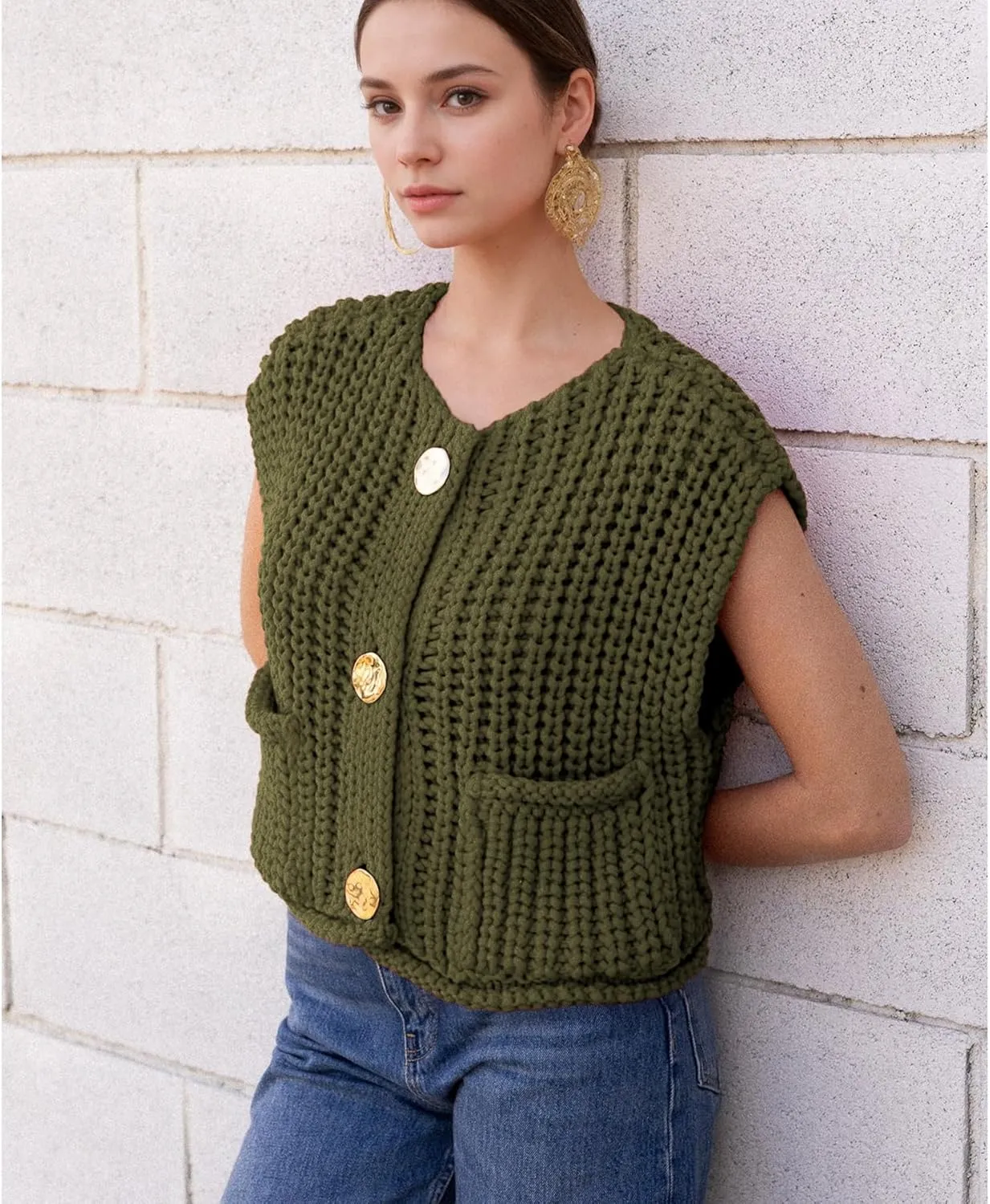 Ainangua Sleeveless Cropped Cardigan for Women Casual Chunky Knit Tank Tops Button Down Open Front Sweater Vest with Pockets