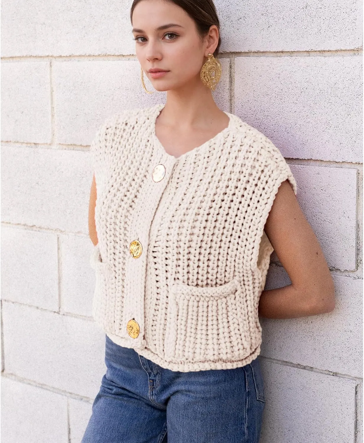 Ainangua Sleeveless Cropped Cardigan for Women Casual Chunky Knit Tank Tops Button Down Open Front Sweater Vest with Pockets