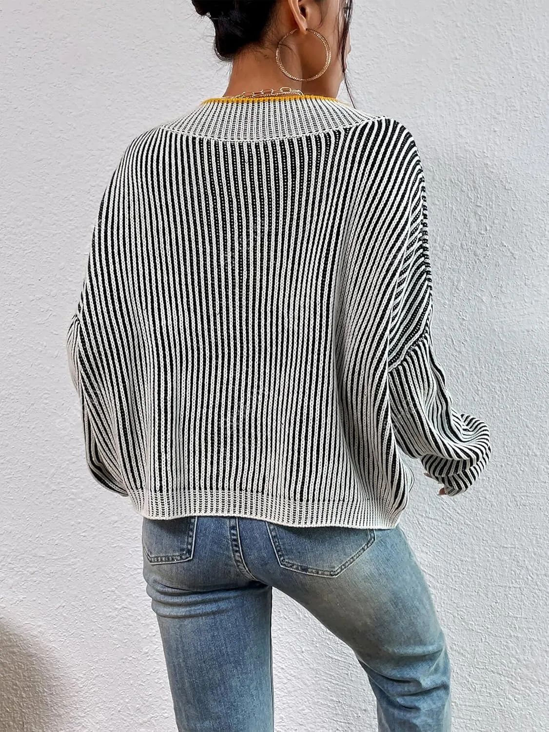 Cakulo Womens Fall 2025 Oversized Striped V Neck Sweaters Long Sleeve Knit Color Block Trendy Pullover Sweater Top