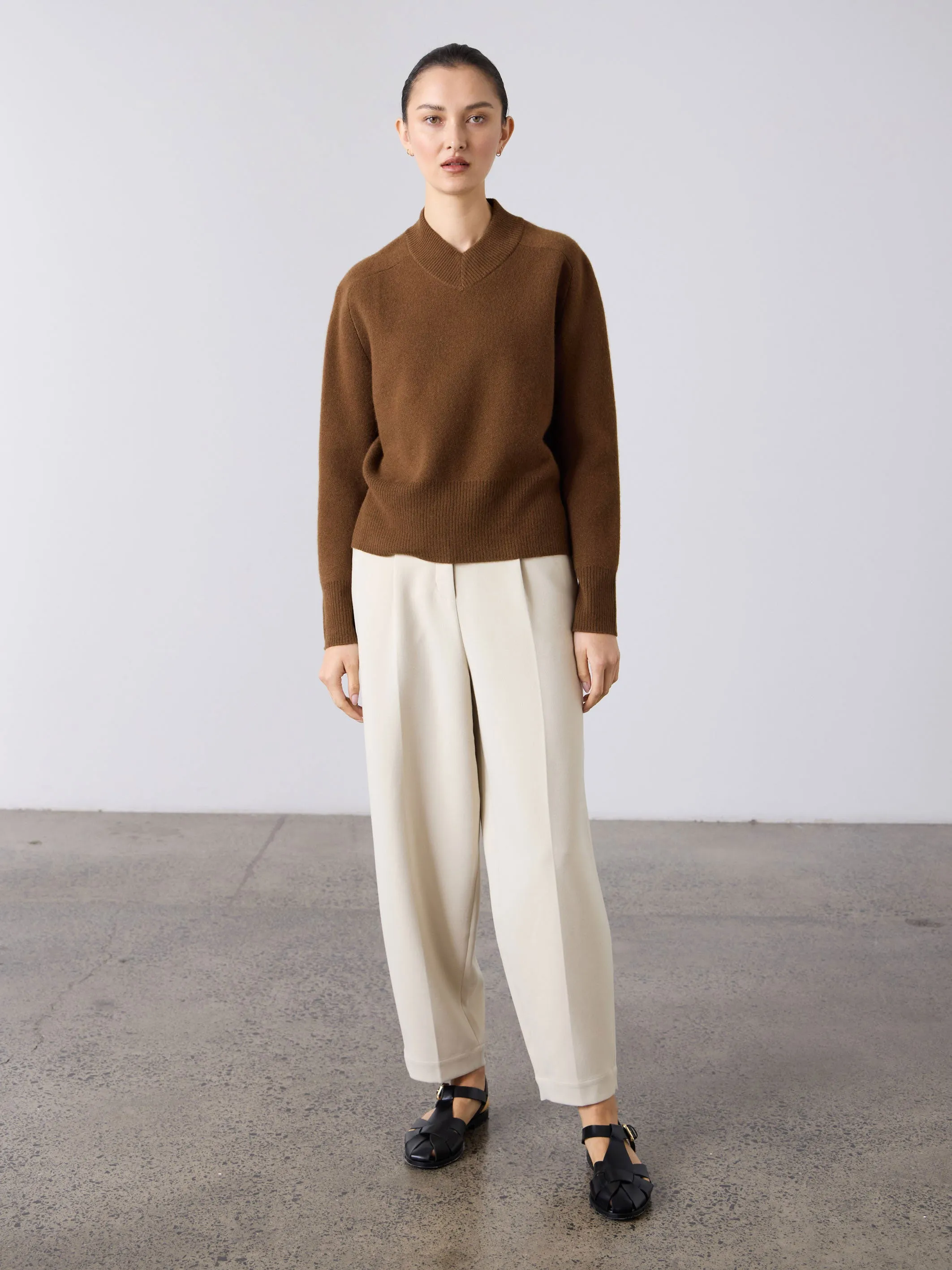 High V-Neck Sweater - Chestnut