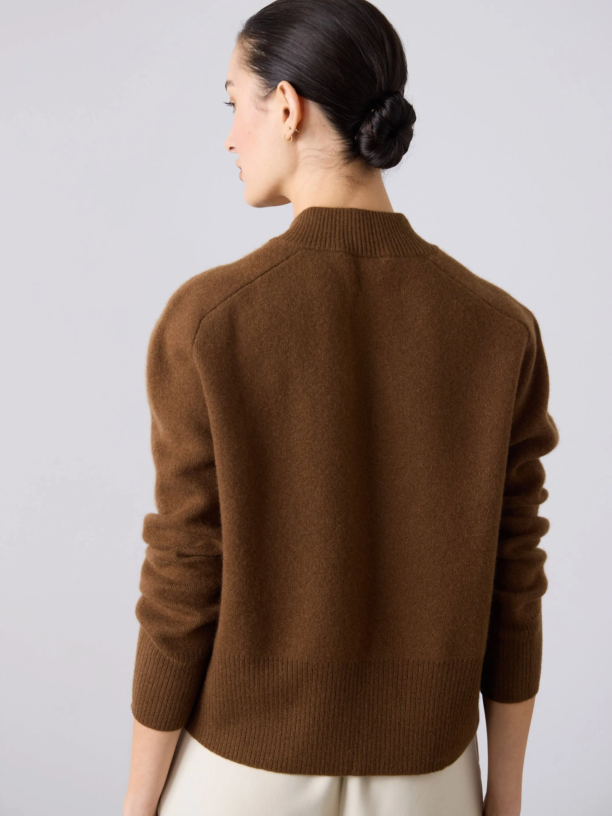 High V-Neck Sweater - Chestnut