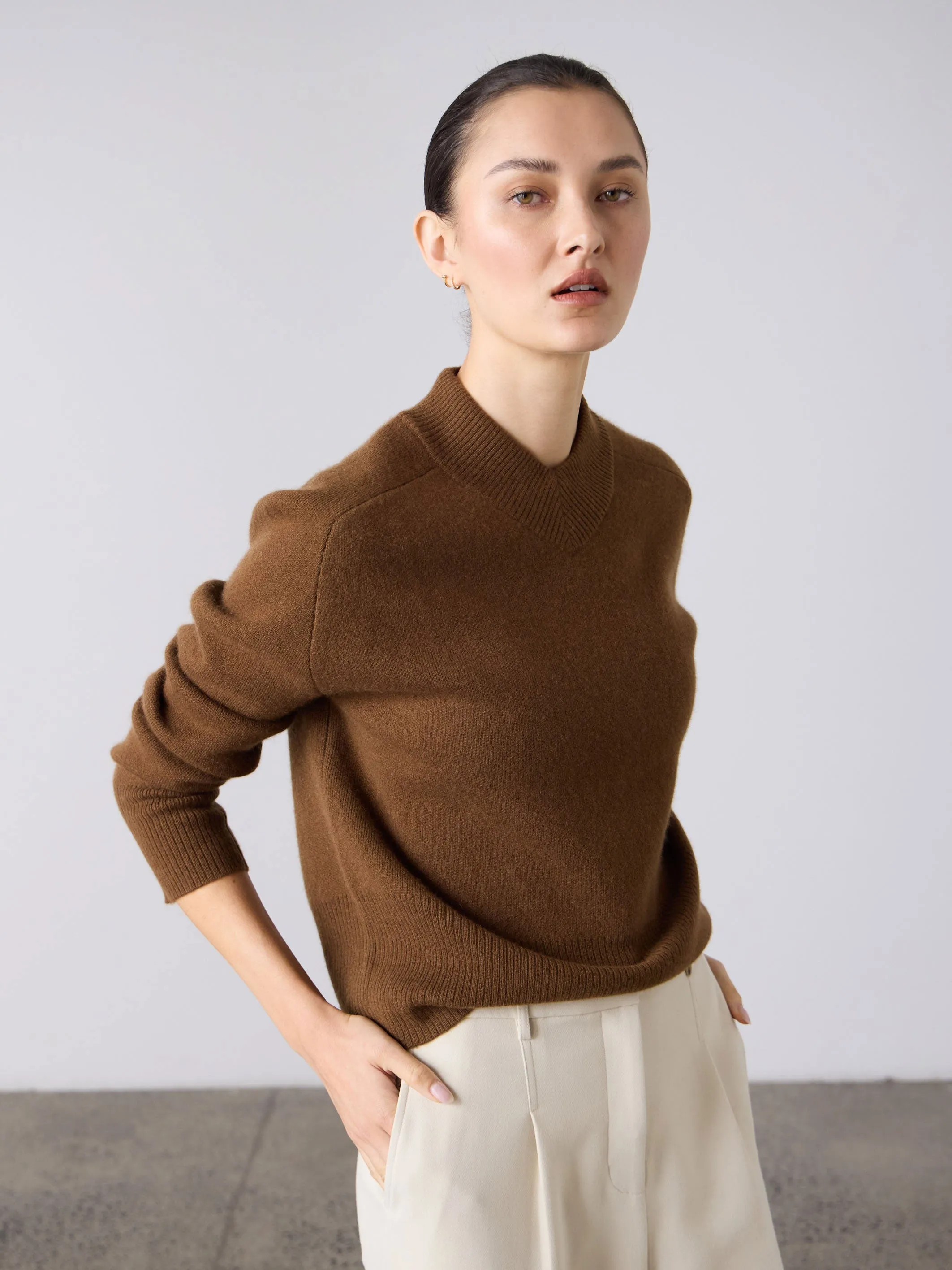 High V-Neck Sweater - Chestnut