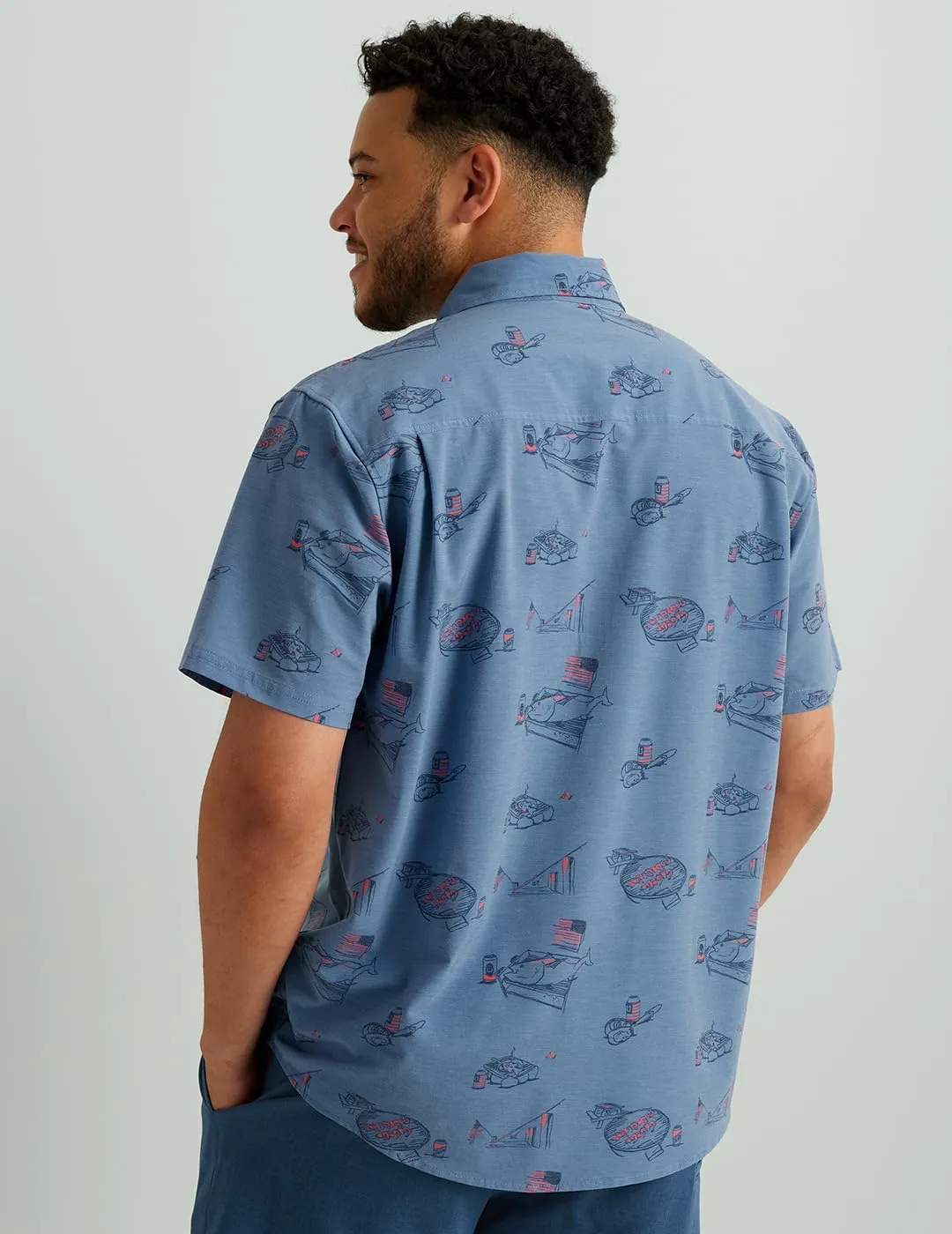 HUK Men's Kona Pattern Short Sleeve Fishing Button Down Shirt
