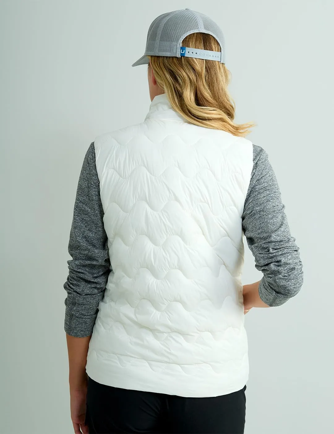 HUK Women's Wave, DWR Insulated Quilted Fishing Vest