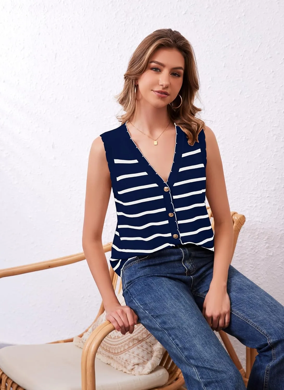 HVT Vest Tops for Women V Neck Striped Sweater Vests 2025 Summer Vacation Button Up Outfits Spring Tops