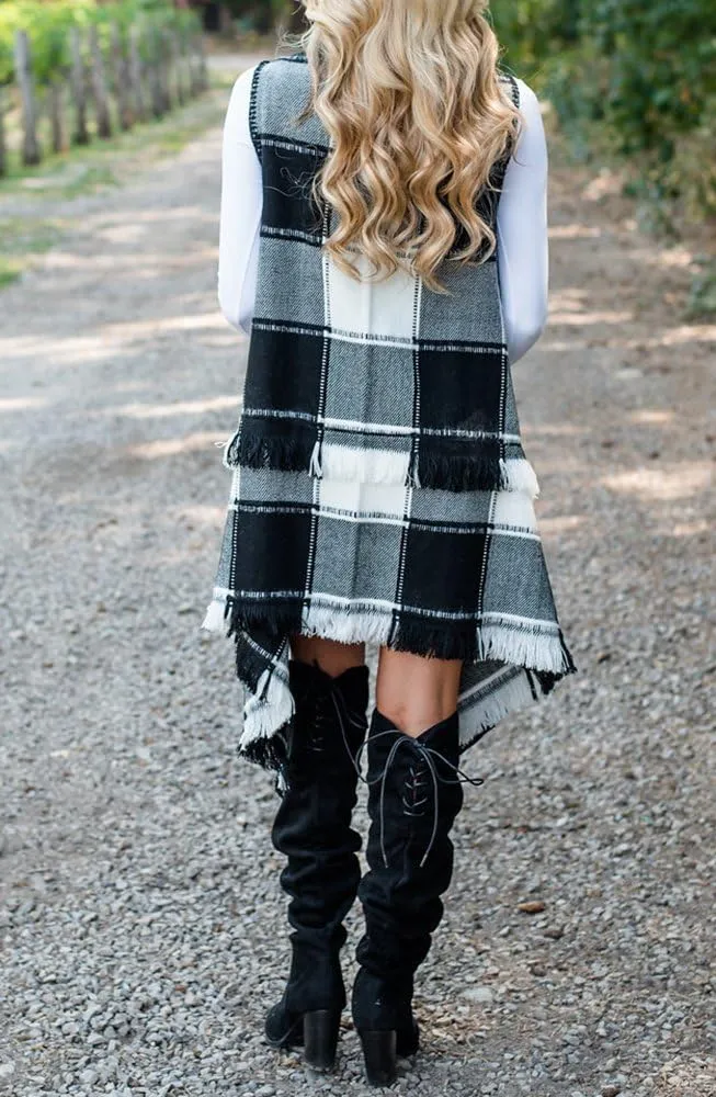 Inorin Womens Sleeveless Plaid Asymmetrical Hem Tassel Drape Open Front Cardigan Vest