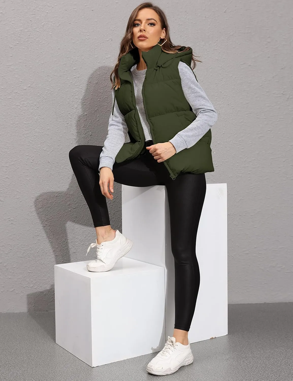 Lentta Women's Sleeveless Quilted Winter Warm Hooded Puffer Vest Padded Gilet Coat