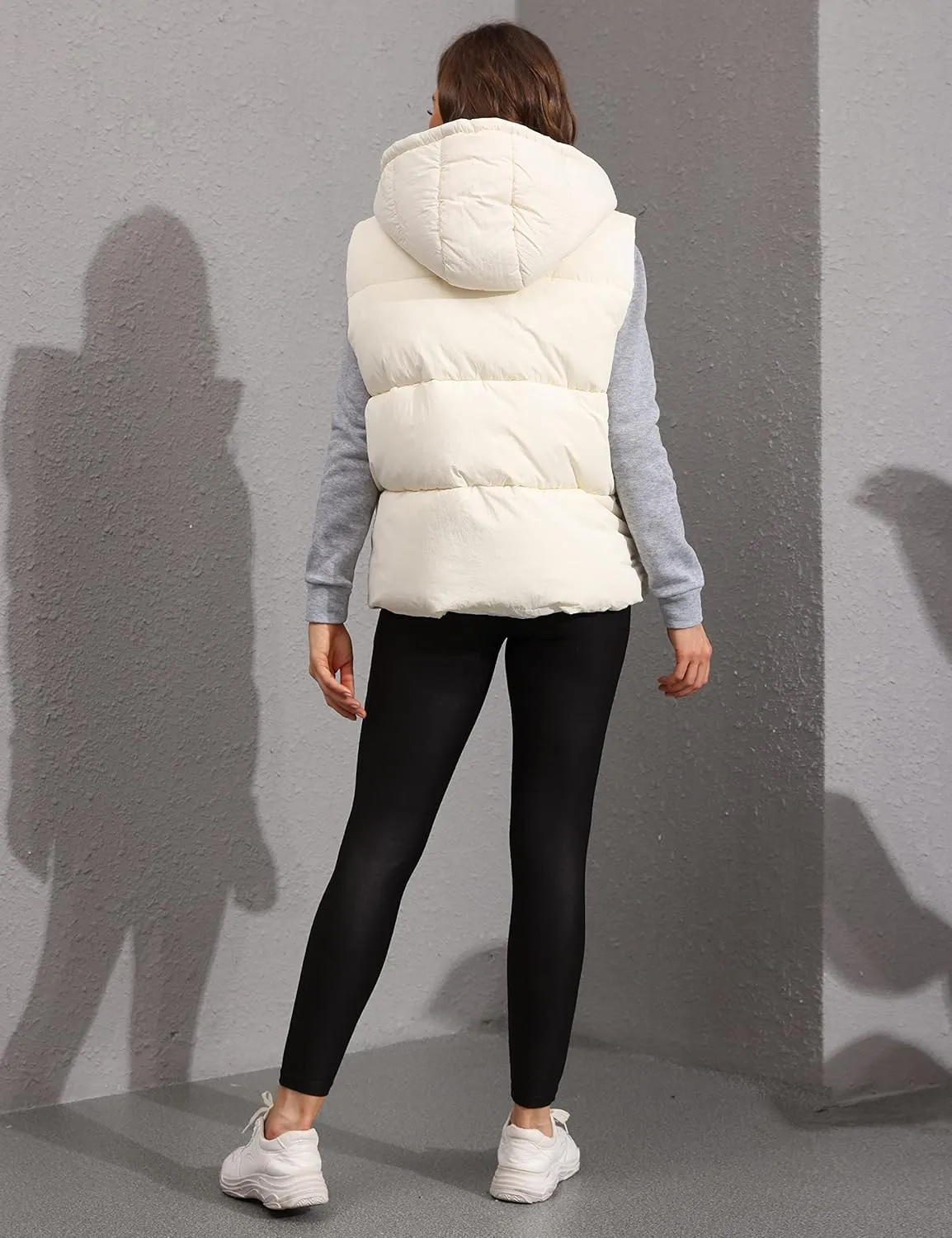Lentta Women's Sleeveless Quilted Winter Warm Hooded Puffer Vest Padded Gilet Coat