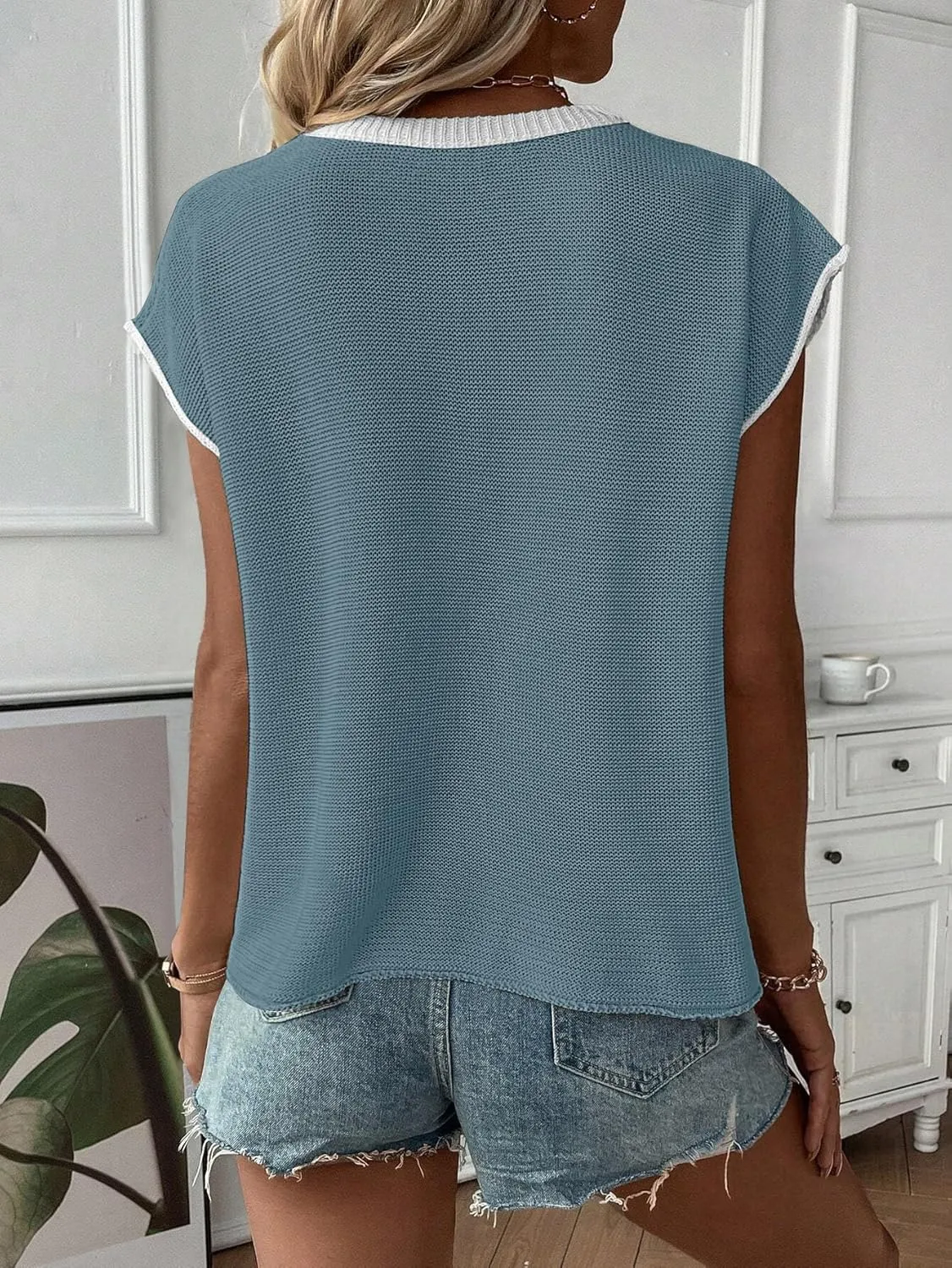 SAUKOLE Women's Sleeveless Sweater Vest Casual V Neck Cap Sleeve Knit Pullover Tank Tops 2025 Spring Clothes