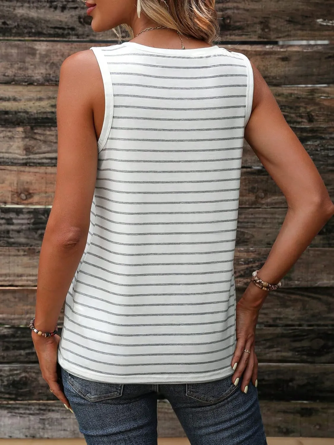 SweatyRocks Women's Striped Print Tank Top V Neck Sleeveless Casual Basic Loose Tee Shirts