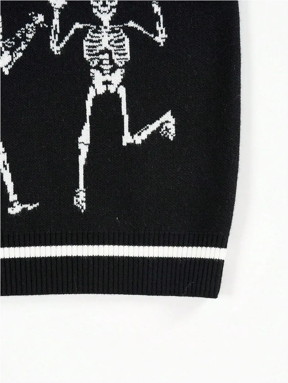 WDIRARA Women's Skull Graphic Print Sweater Vest V Neck Sleeveless Pullover Knitwear Tank Tops