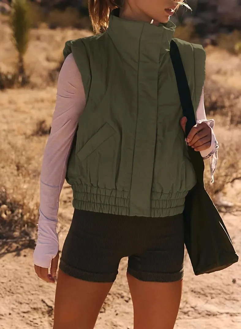 Women's Lightweight Puffer Vest Button Down Crop Qulited Vest Coat Stand Collar Sleeveless Padded Gilet With Pockets