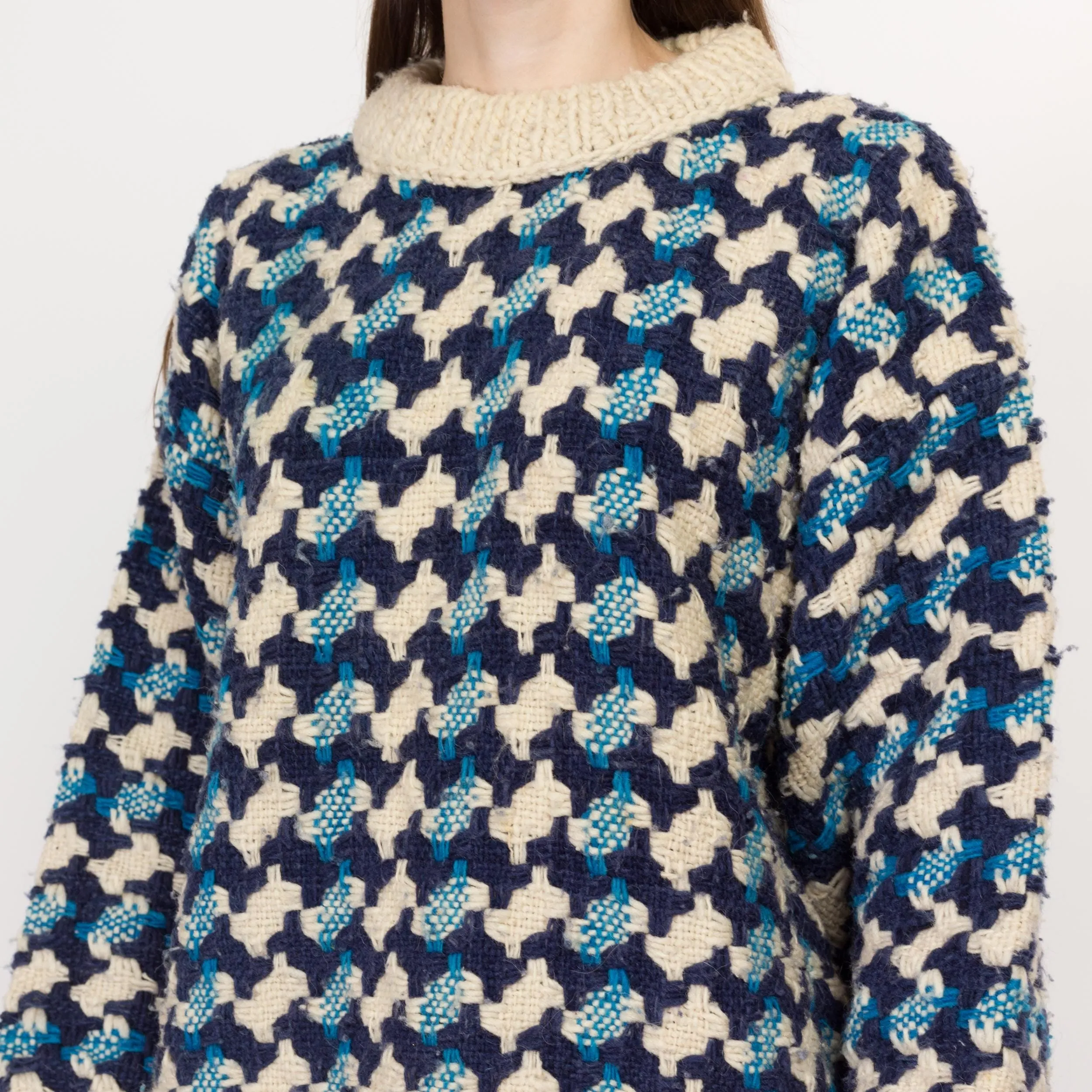 XL 80s Ecuadorian Geometric Chunky Knit Sweater